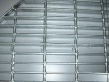 熱鍍鋅鋼格板圖片