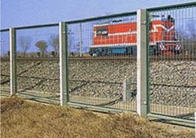 鐵路護(hù)欄網(wǎng)圖片