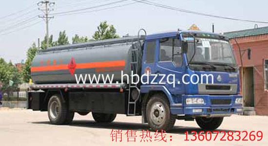 上海13方柳汽化工液體車圖片