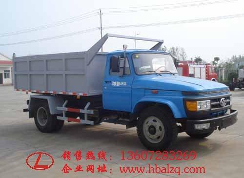 供應自卸式垃圾車可以到生產車間去看哈喲！