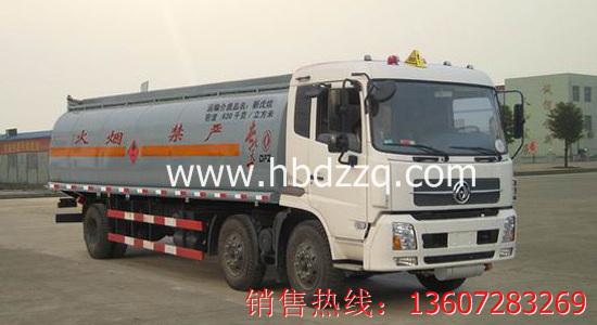 山東25方東風(fēng)天龍小三軸化工液體車圖片