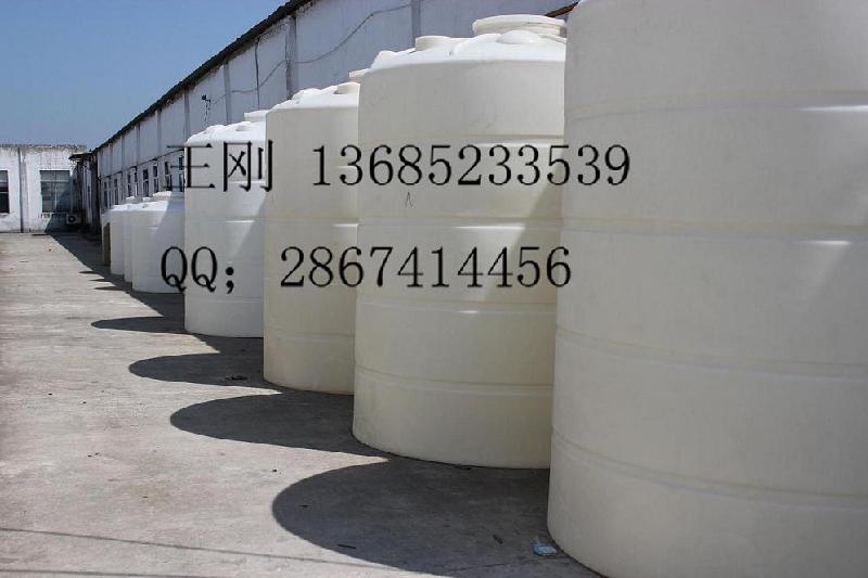 供應(yīng)6噸塑料水箱 6立方塑料儲罐 6000L塑料水桶
