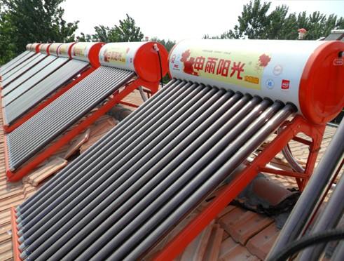 太陽能熱水器廠家圖片