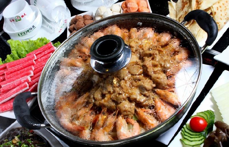 供應(yīng)燜鍋加盟店,御品皇燜鍋加盟費,*三汁燜鍋加盟