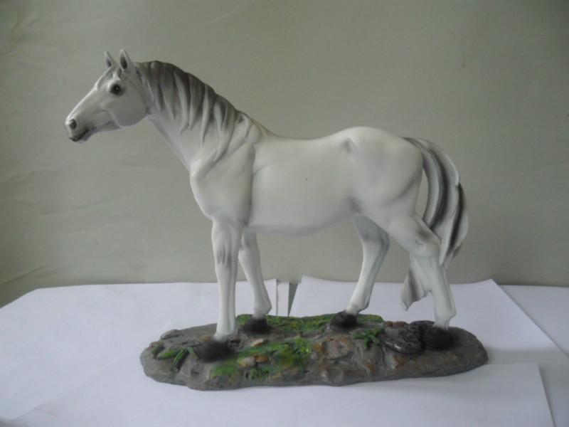 玻璃樹脂工藝品圖片