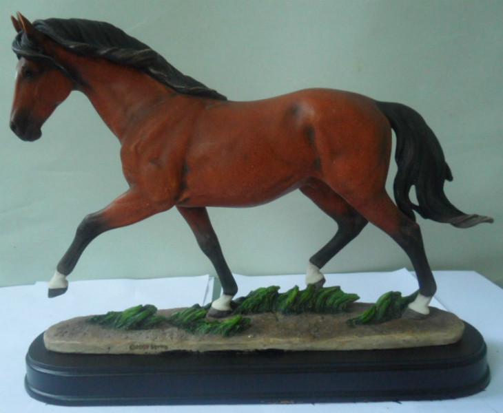 供應家居擺設批發(fā)價