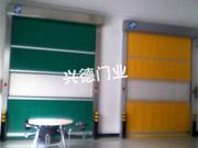 感應(yīng)卷簾門(mén)圖片