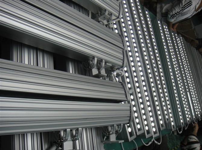 供應(yīng)*款的LED洗墻燈  深圳LED洗墻燈廠