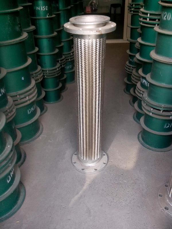 供應西安環(huán)信專業(yè)生產(chǎn)各種波紋補償器