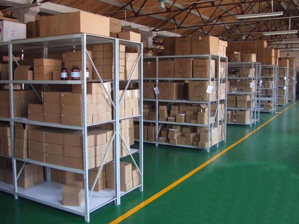 深圳是百盛供應(yīng)輕型貨架