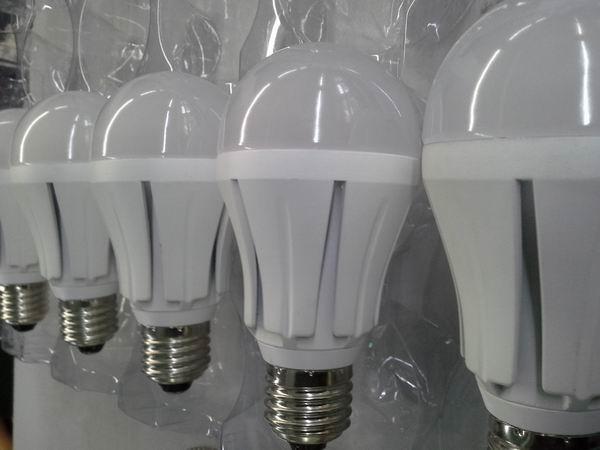 LED球泡COB球泡SMD球泡圖片