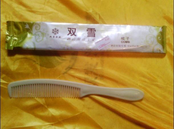遂寧/大英賓館一次性長條梳批發(fā)圖片