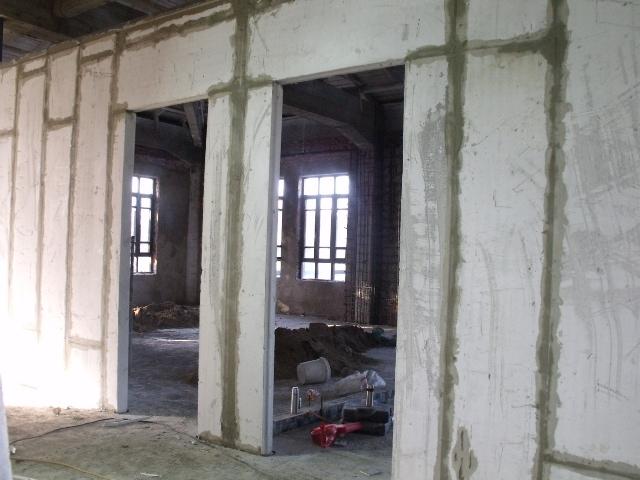 供應(yīng)ALC隔墻板價(jià)格