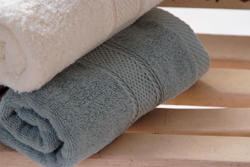 供應(yīng)純棉毛巾禮盒純棉毛巾布