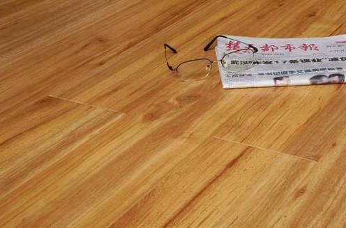 復(fù)合地板江夏銷售部?jī)?yōu)惠圖片