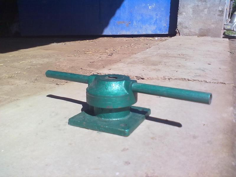 供應(yīng) QLP型平推式啟閉機(jī) QLP-5型啟閉機(jī) 有現(xiàn)貨