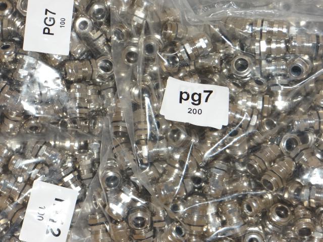 供應(yīng)PG尼龍電纜固定頭/M防水電纜接頭