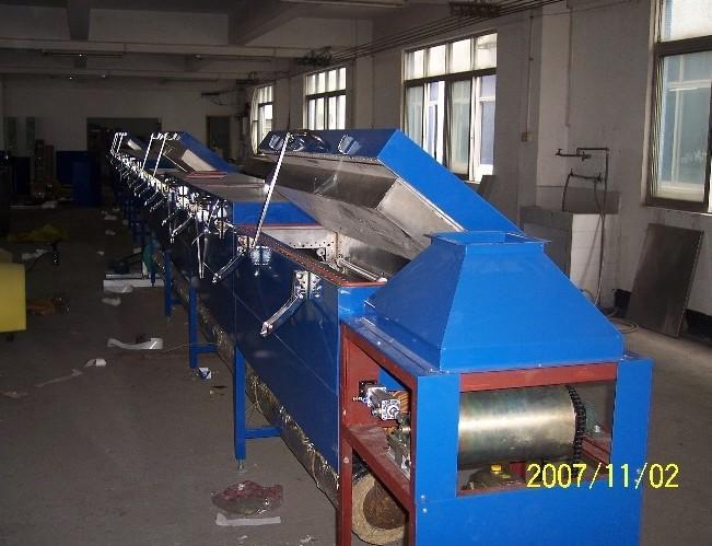 微波乳膠制品烘干設(shè)備