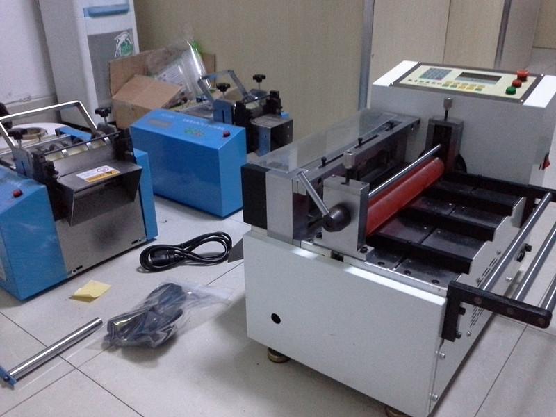 銅箔電腦切帶機圖片