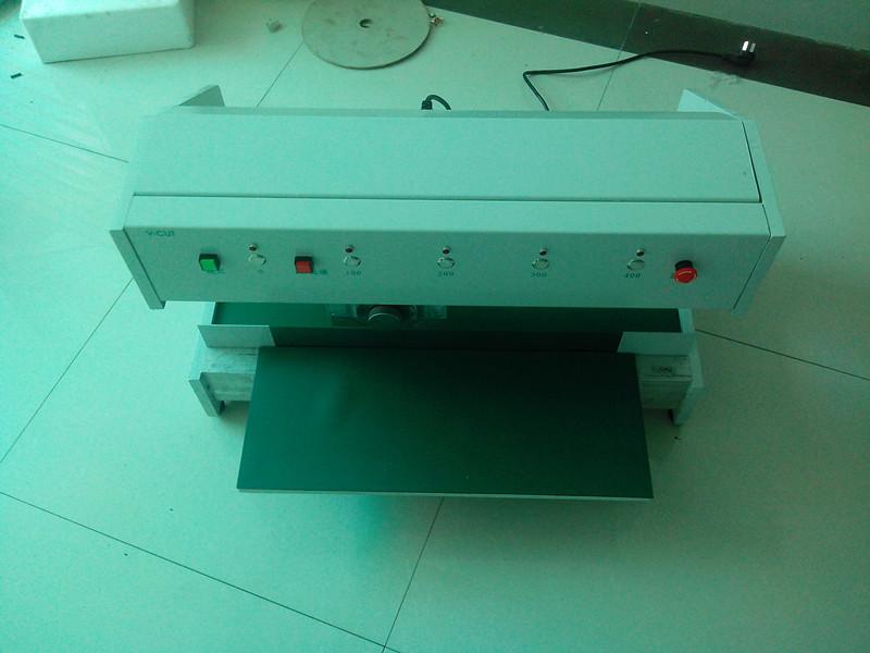供應(yīng)廠家現(xiàn)貨PCB分板機走刀式分板機熱烈回饋