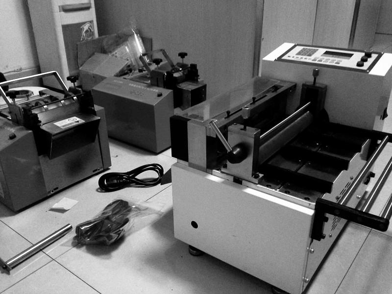 供應(yīng)絕緣紙電腦切帶機(jī)絕緣紙電腦切紙機(jī)