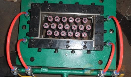 供應(yīng)TS-10-15型全自動液壓多功能制磚機(jī)