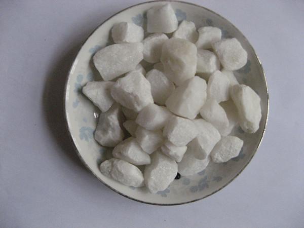 供應用于地面水磨材料的水磨地板材料水磨石，墻面、膩子粉，窗臺用白色細沙細粉，廠家直銷