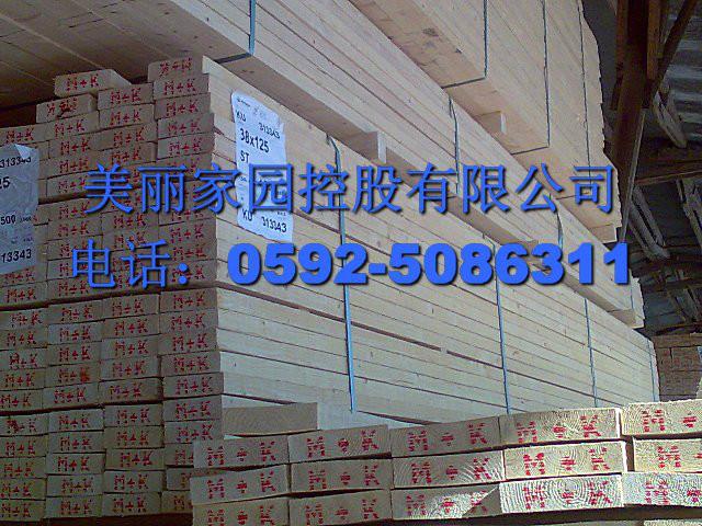 供應(yīng)防腐木防腐木棧道