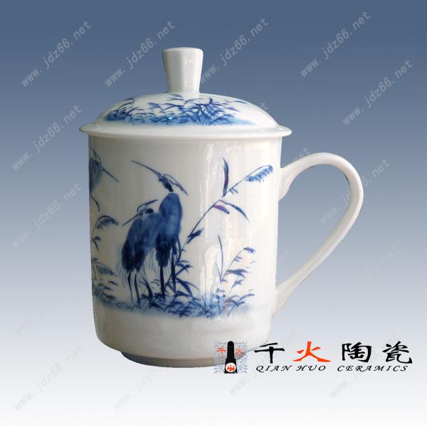 供應(yīng)景德鎮(zhèn)青花瓷茶杯批發(fā)