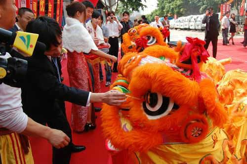 供應(yīng)開業(yè)慶典策劃節(jié)目表演開業(yè)醒獅