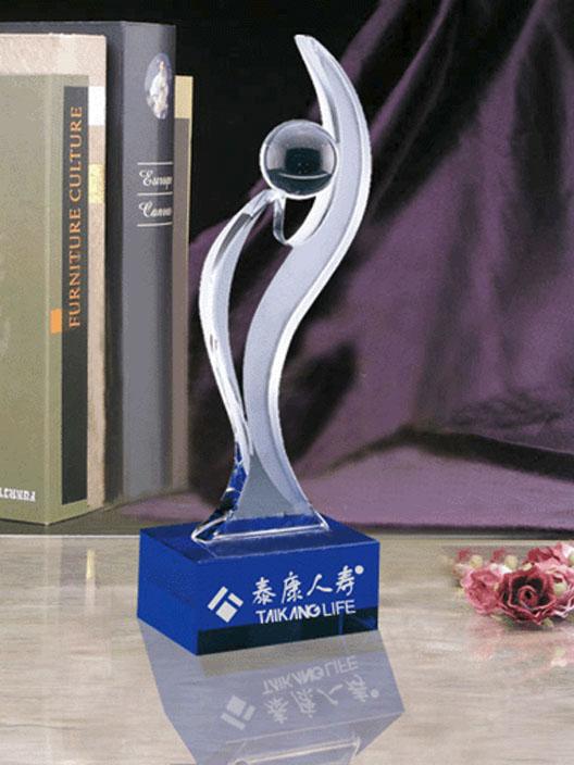 供應廣西水晶獎杯，南寧水晶獎杯，桂林水晶獎杯，水晶獎杯制作