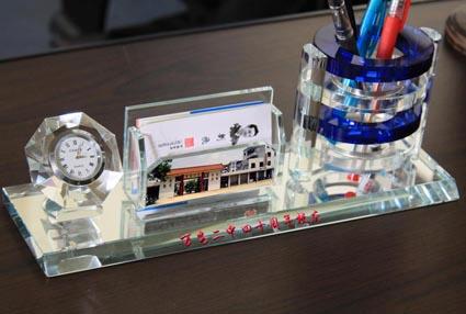 供應(yīng)單位紀(jì)念品廣州水晶禮品，廣州單位紀(jì)念品，水晶辦公用品，廣州三件套