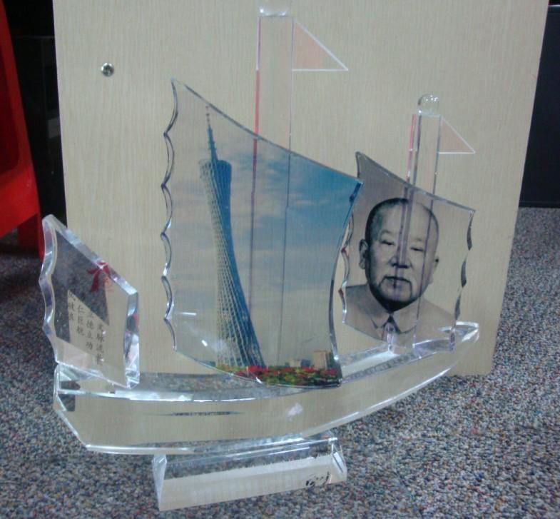 供應(yīng)廣州水晶帆船，一帆風(fēng)順禮品，廣州水晶禮品，水晶帆船紀(jì)念品