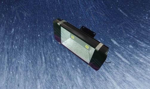 供應(yīng)廠家直銷LED隧道燈