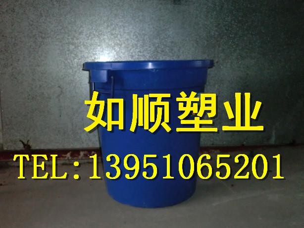 供應臺州市塑料水箱產(chǎn)品，各樣式塑料水箱供應廠家，各種規(guī)格塑料水箱生產(chǎn)