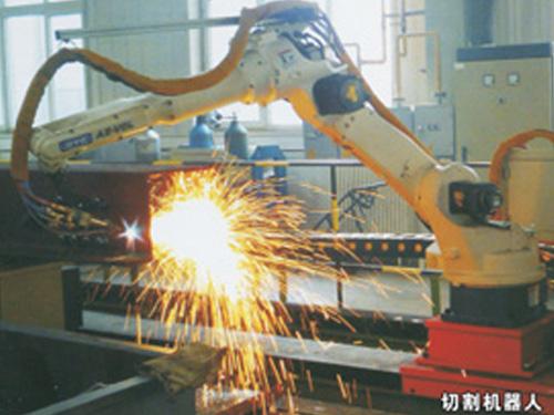 供應(yīng)割切機(jī)器人