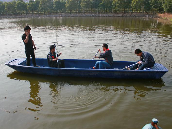 供應(yīng)耐沖擊塑料漁船，塑料漁船廠家，塑料漁船價格