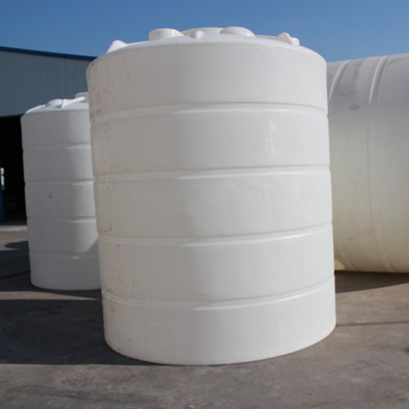 優(yōu)質(zhì)塑料水箱圖片