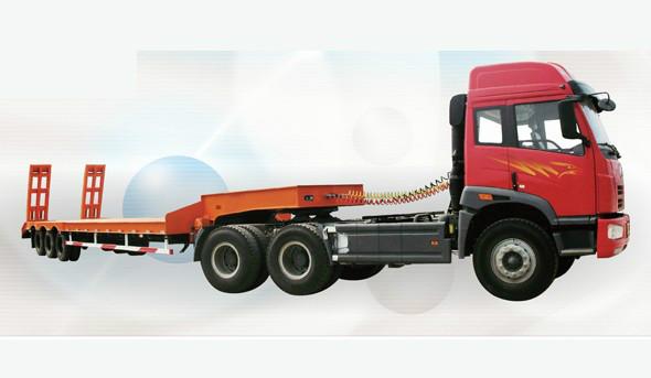 低平板半掛車供應(yīng)商圖片