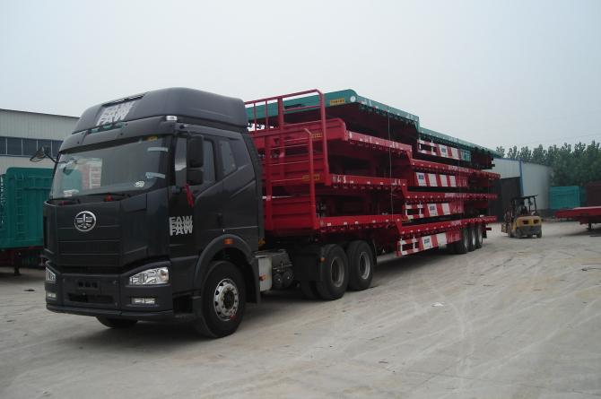 江西低平板半掛車圖片