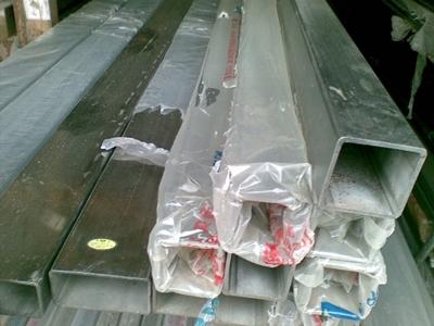 供應(yīng)304不銹鋼方管，不銹鋼管