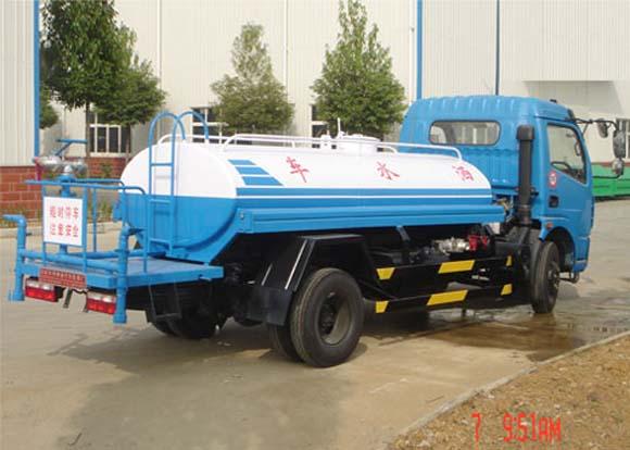 東風(fēng)多利卡灑水車(5-6噸)-廣西灑水車13872882780