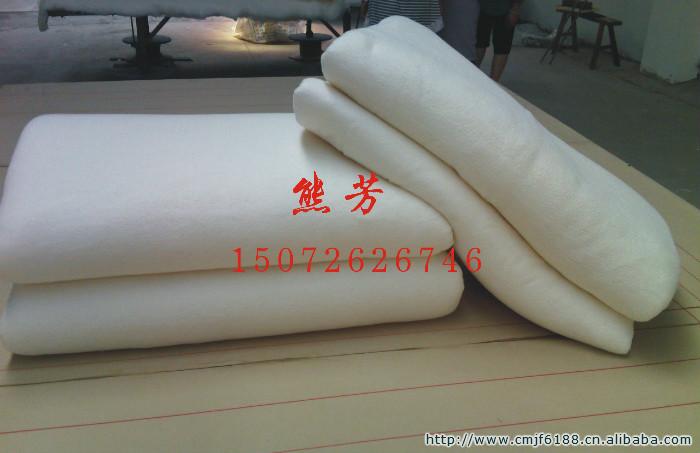 供應(yīng)湖北棉被廠家棉被供應(yīng)商