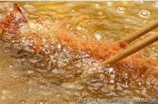 供應(yīng)國邦牌全自動(dòng)刮渣式油炸流水線價(jià)格，全自動(dòng)油炸流水線