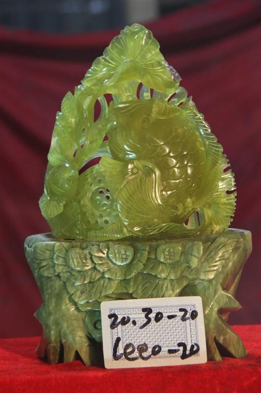 供應(yīng)玉器連年有*