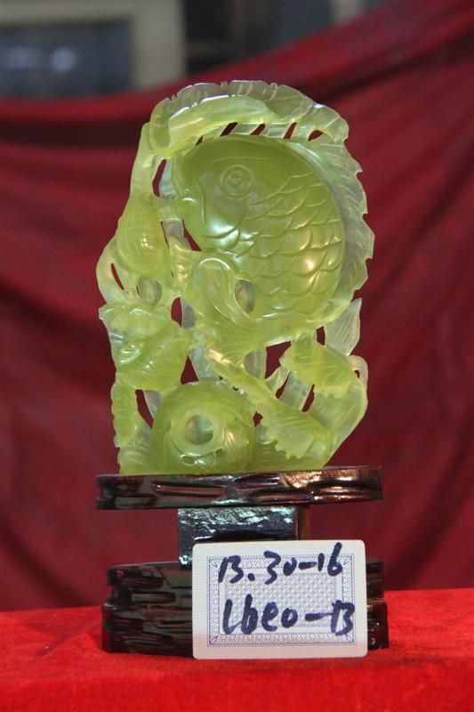 供應(yīng)玉器連年有*