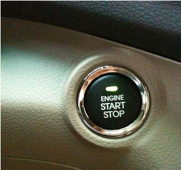 豐田霸道加裝一鍵啟動(dòng)無(wú)鑰匙進(jìn)入系統(tǒng)