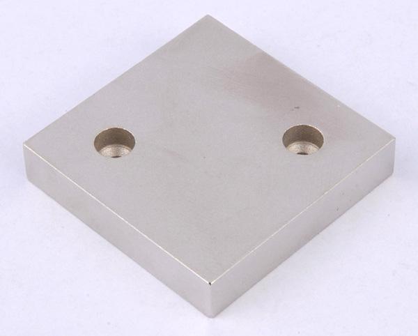 供應(yīng)磁選機(jī)選礦機(jī)設(shè)備強(qiáng)磁