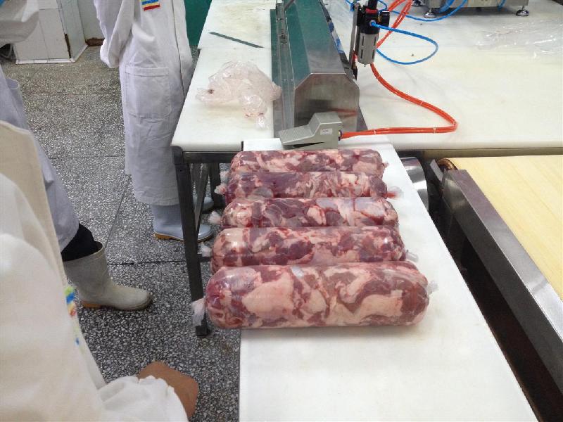 供應肉卷裝袋機
