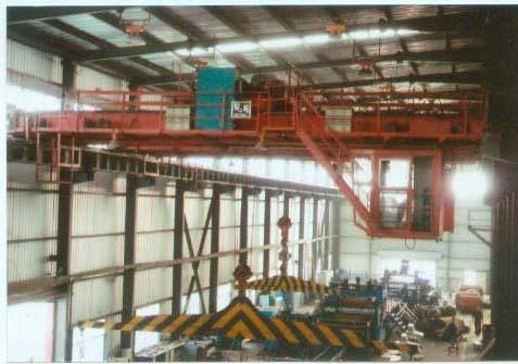 供應(yīng)各種型號絕緣吊鉤起重機(jī)